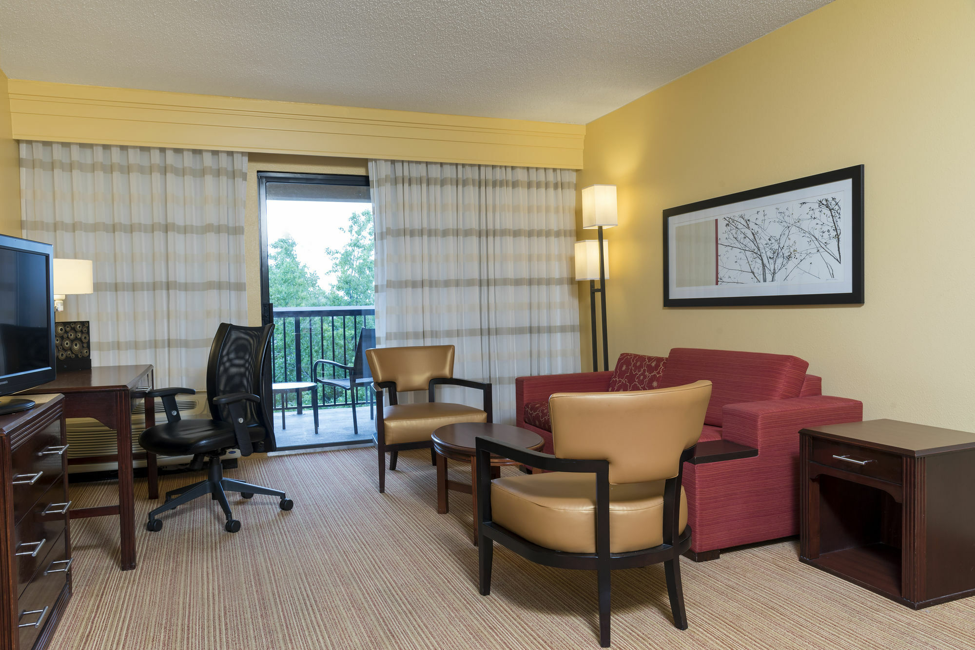 Courtyard Bowling Convention Center Hotel 3*